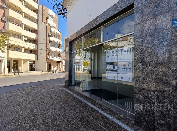 Local comercial · 90m²