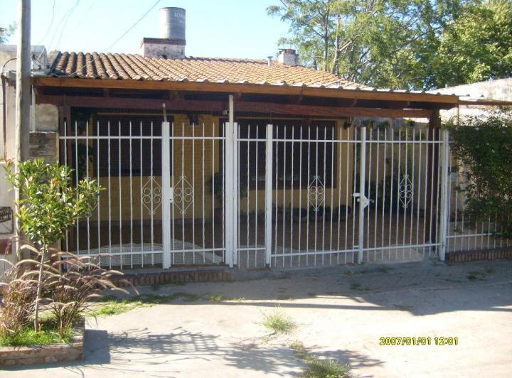 Casa · 100m² · 5 Ambientes · 1 Cochera