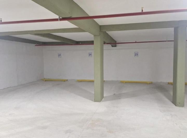 Garage · 12m²