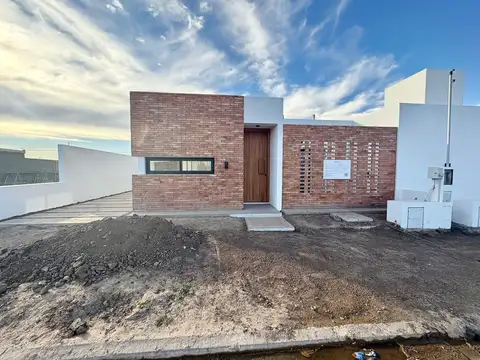 Casa en Venta en Campos De Manantiales, Countries y Barrios Cerrados en Córdoba Capital