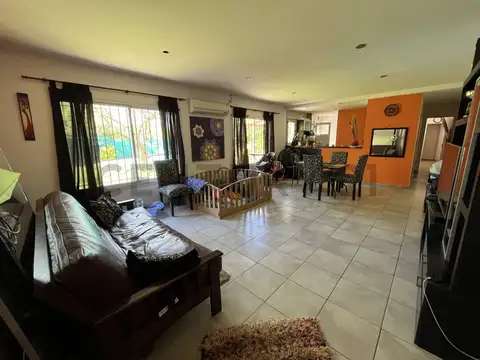Casa en Alquiler en Villa Elisa, Partido de La Plata