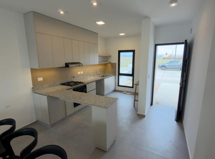 Casa · 85m² · 4 Ambientes