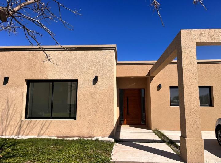 Casa · 147m² · 5 Ambientes