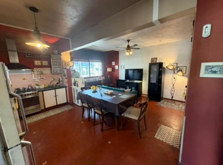 Casa · 150m² · 4 Ambientes · 1 Cochera