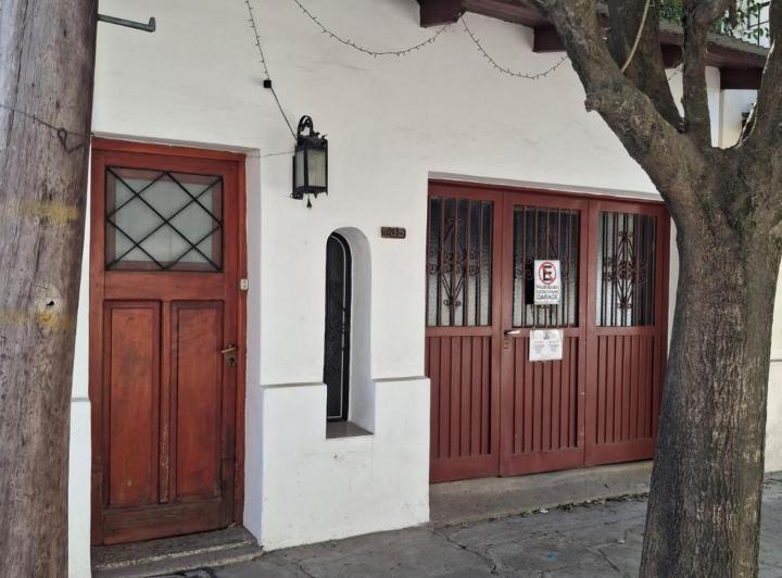 Casa · 322m² · 6 Ambientes · 1 Cochera