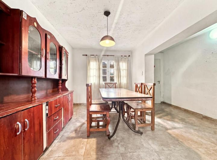 Casa · 330m² · 3 Ambientes