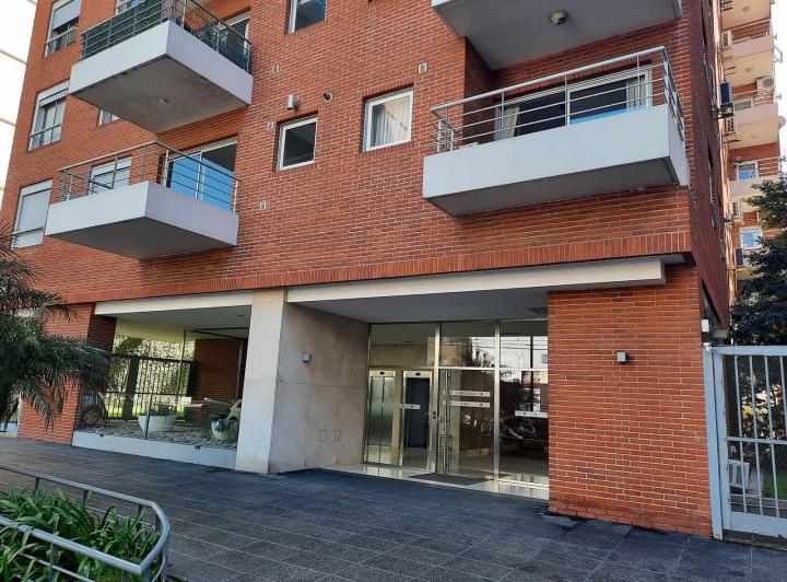 Departamento · 43m² · 2 Ambientes · 1 Cochera