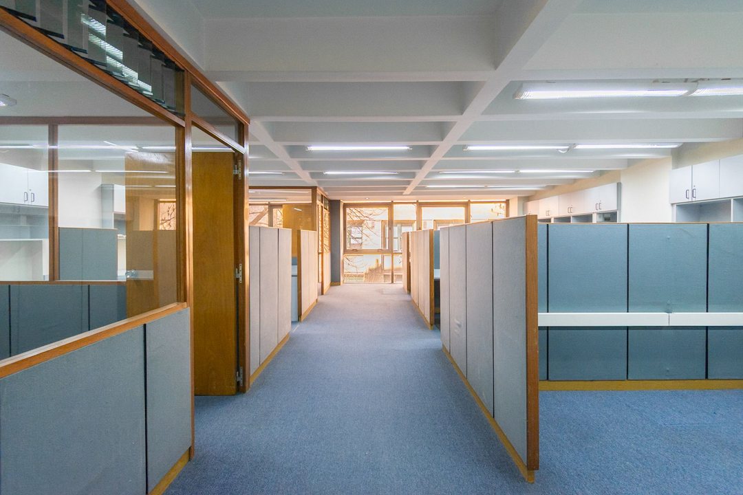 Oficina Piso 3 Entero Excelente Ubicacion y Estado