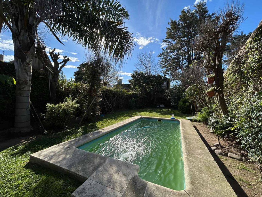 VENTA CASA 4 AMBIENTES VILLA SARMIENTO