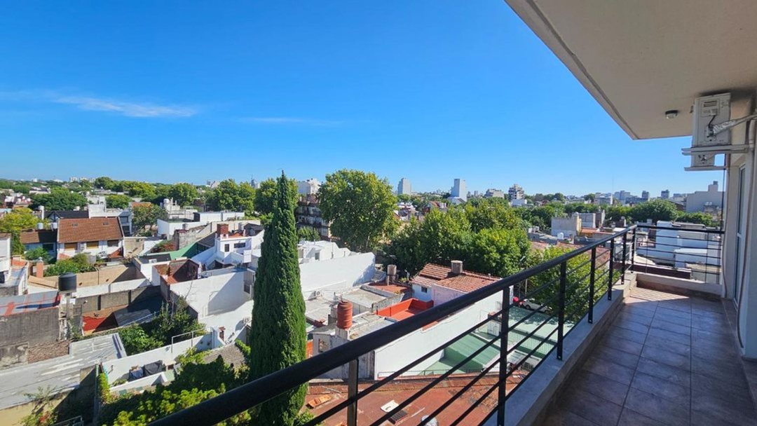 2 AMBIENTES MONTE CASTRO BALCON VISTA ABIERTA