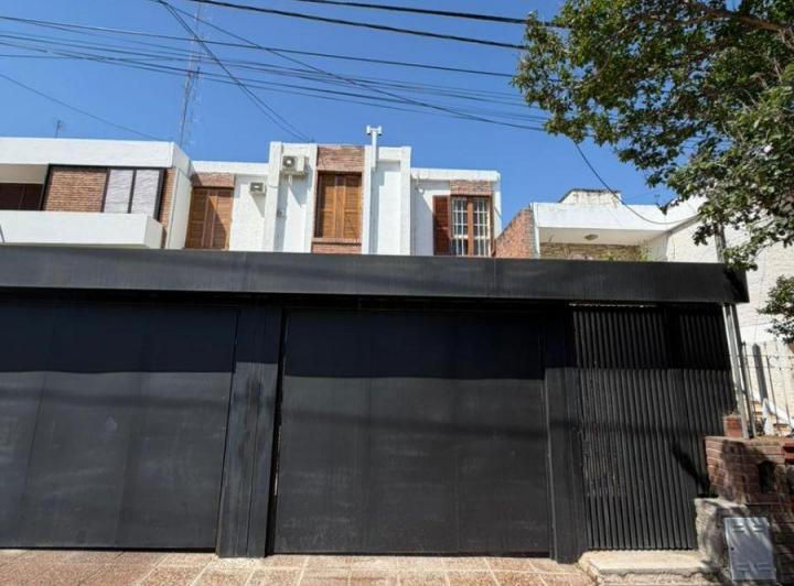 Casa · 110m² · 5 Ambientes · 1 Cochera