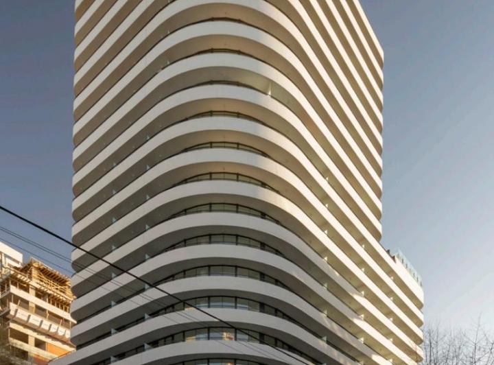 Departamento · 123m² · 4 Ambientes · 1 Cochera