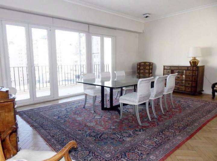 Departamento · 211m² · 5 Ambientes · 1 Cochera