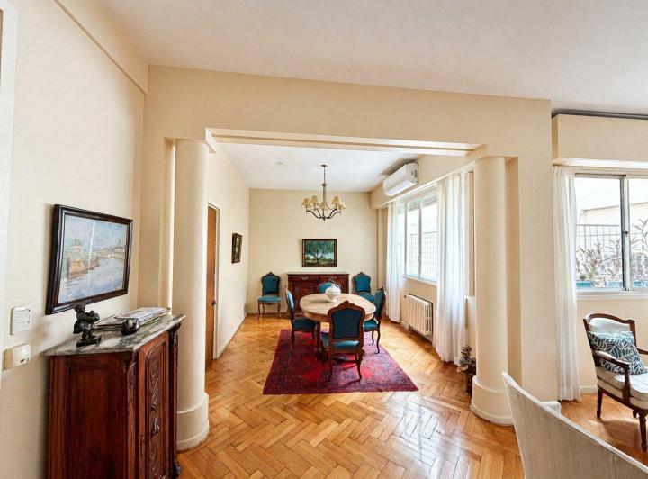 Departamento · 180m² · 5 Ambientes