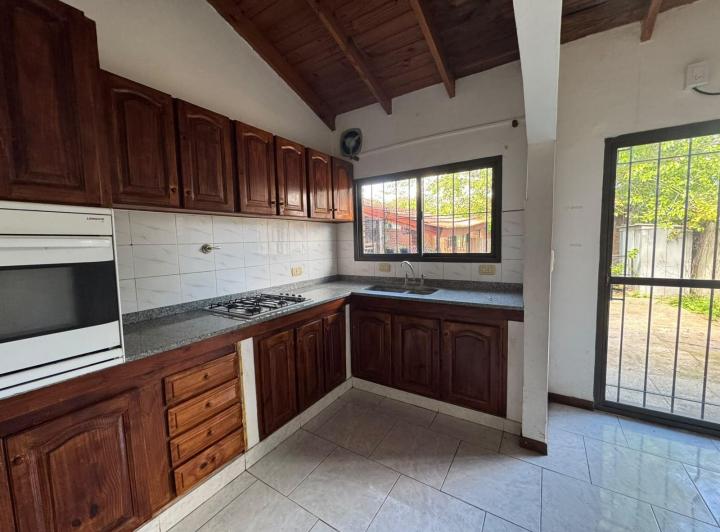 Casa · 156m² · 3 Ambientes · 1 Cochera