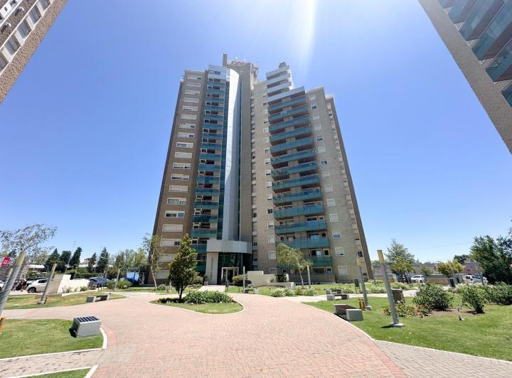 Departamento · 110m² · 4 Ambientes · 2 Cocheras