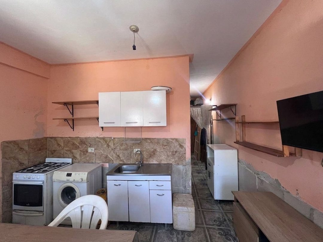 VENTA PROPIEDAD CON 4 UNIDADES. TERMAS DE R. HONDO