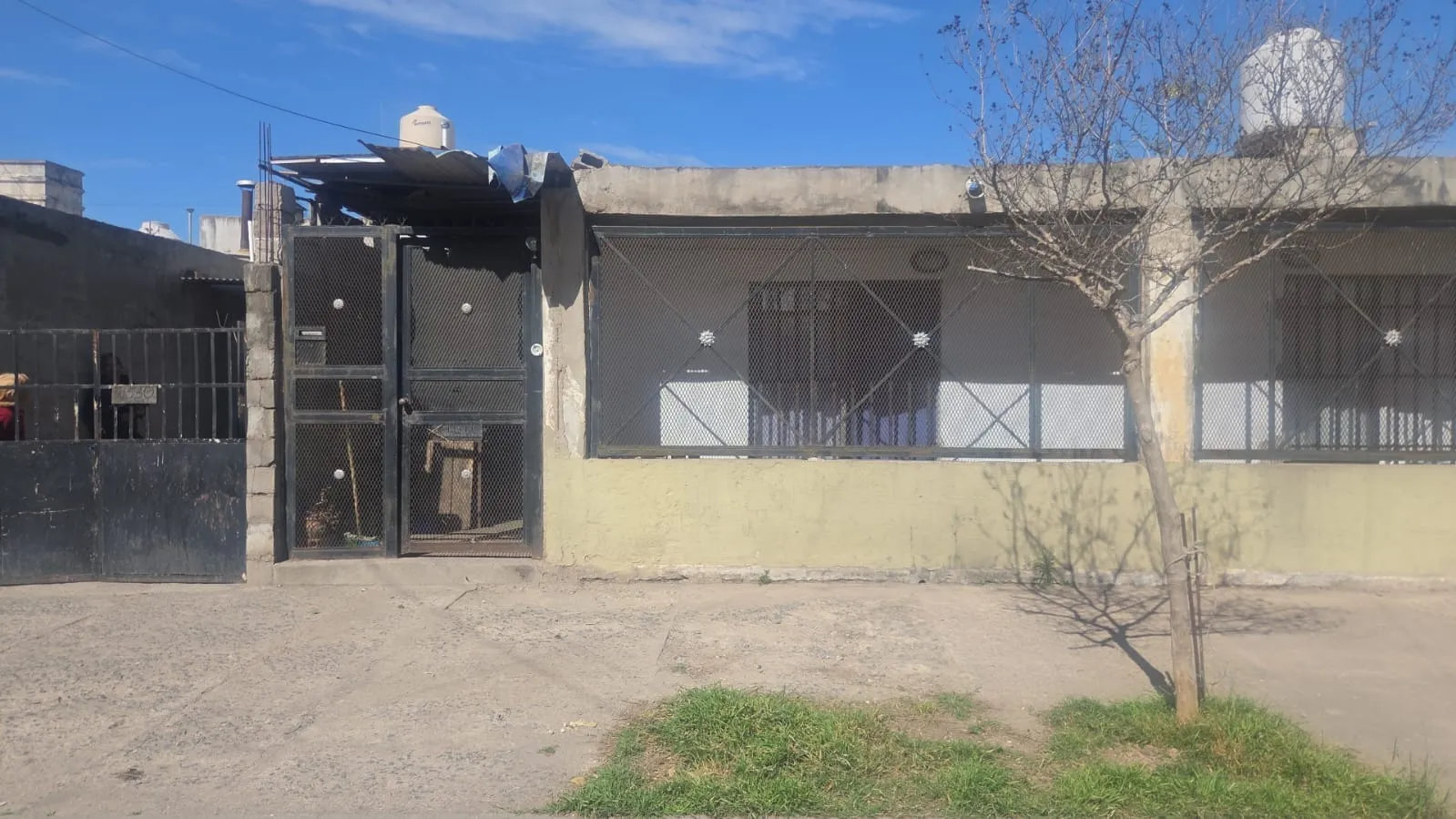 GRAL MOSCONI - JOSÉ PONS 1330 - DEPTO / CASA Y LOTE EN VENTA