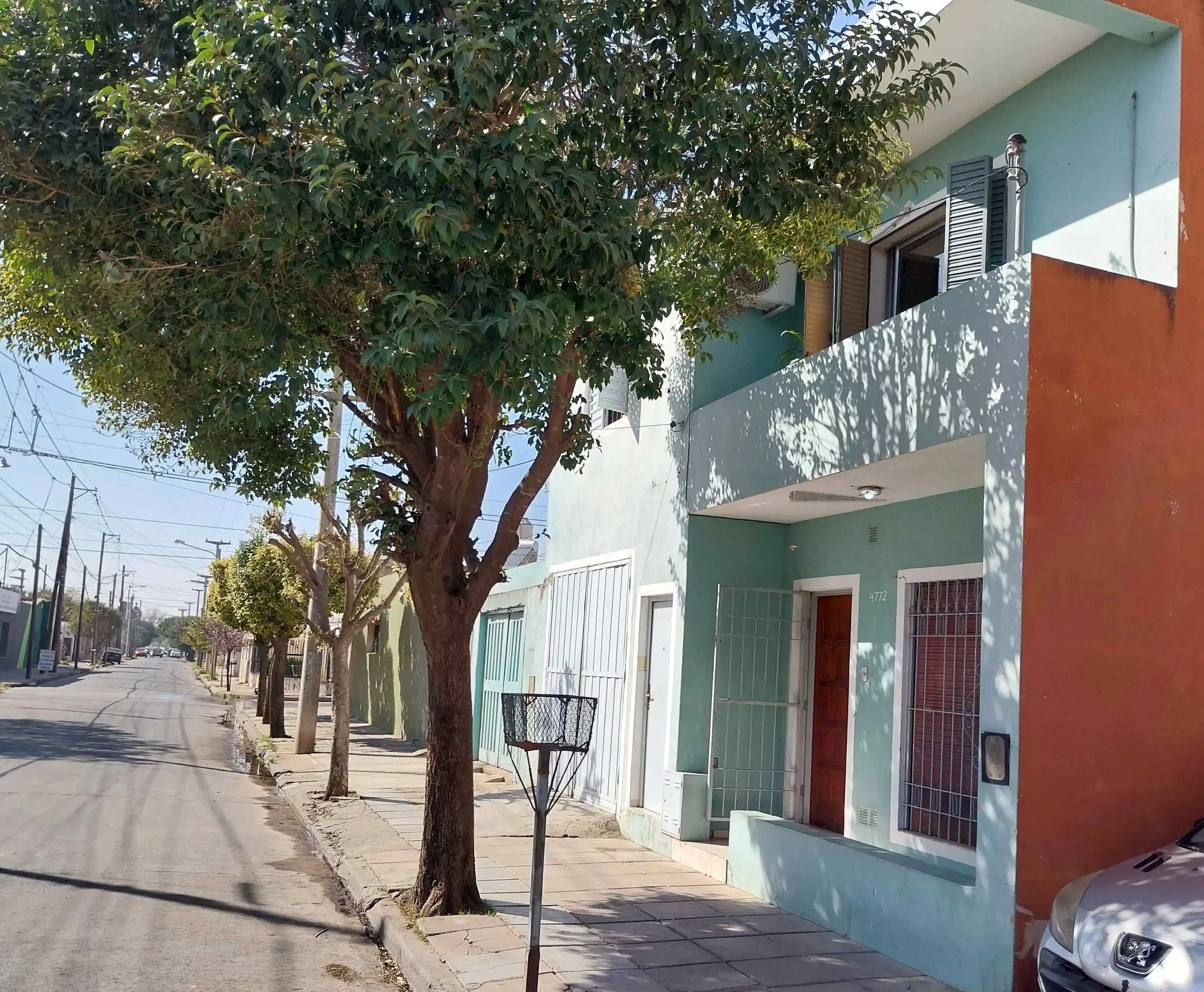 VENTA  2 DEPARTAMENTOS BARRIO ACOSTA A METROS DE AVDA SABATTINI Y  PUNILLA