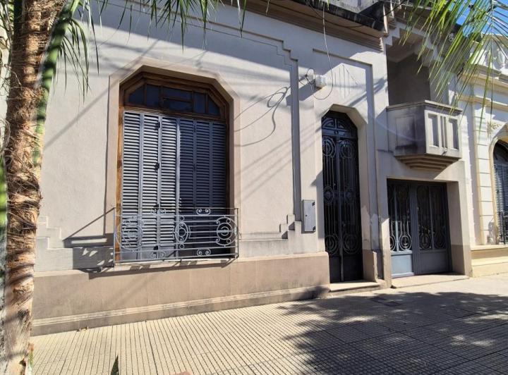 Casa · 253m² · 4 Dormitorios