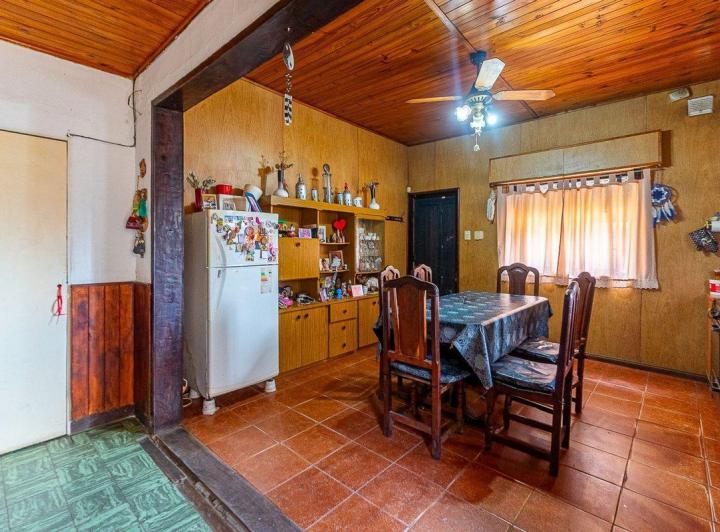 Casa · 90m² · 4 Ambientes · 1 Cochera