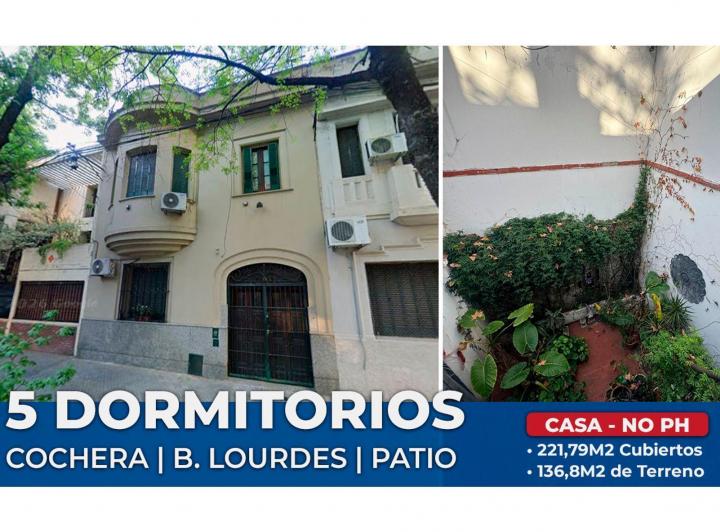 Casa · 222m² · 9 Ambientes · 1 Cochera