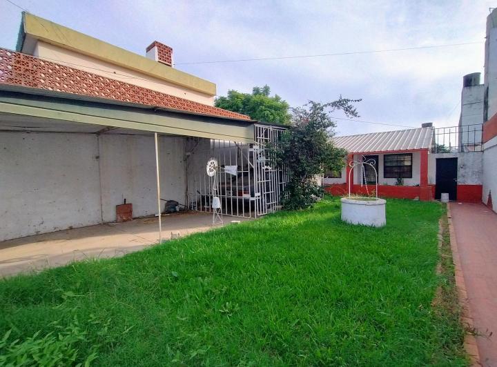 Casa · 122m² · 3 Ambientes · 1 Cochera