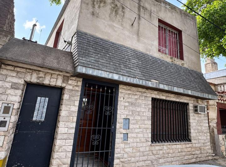 Casa · 180m² · 4 Ambientes