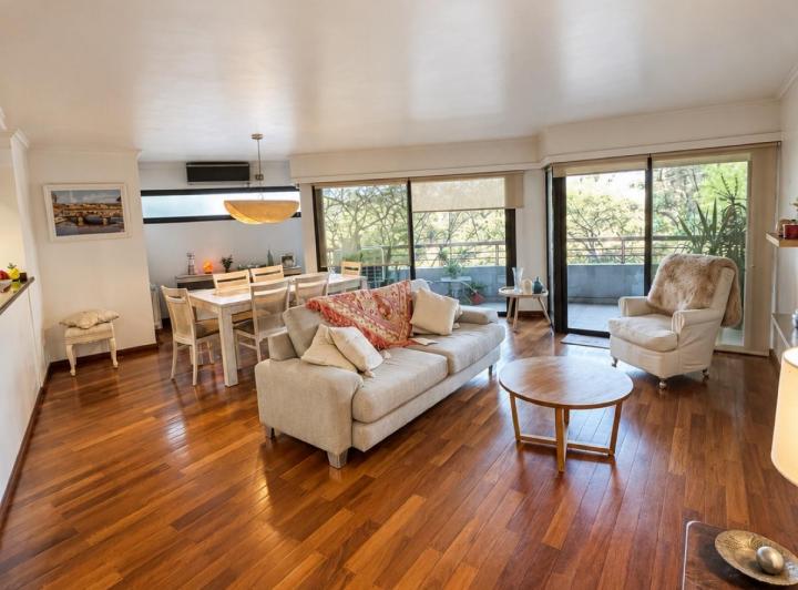 Departamento · 145m² · 5 Ambientes · 1 Cochera
