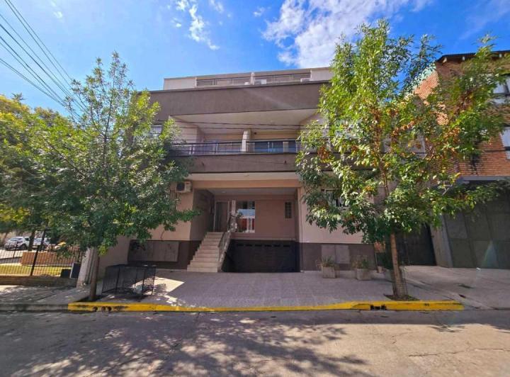 Departamento · 60m² · 2 Dormitorios · 1 Cochera
