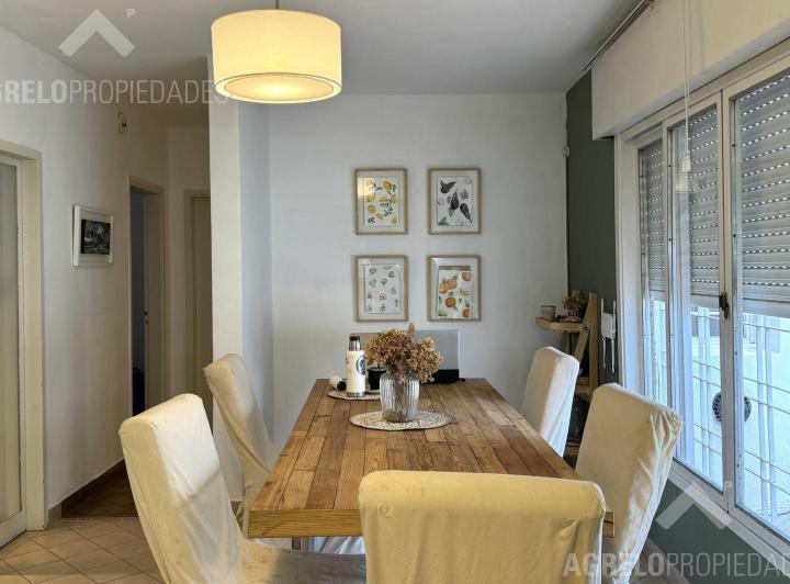Casa · 140m² · 3 Ambientes · 1 Cochera