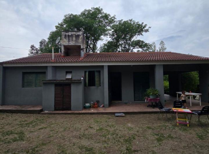 Casa · 120m² · 5 Ambientes · 2 Cocheras