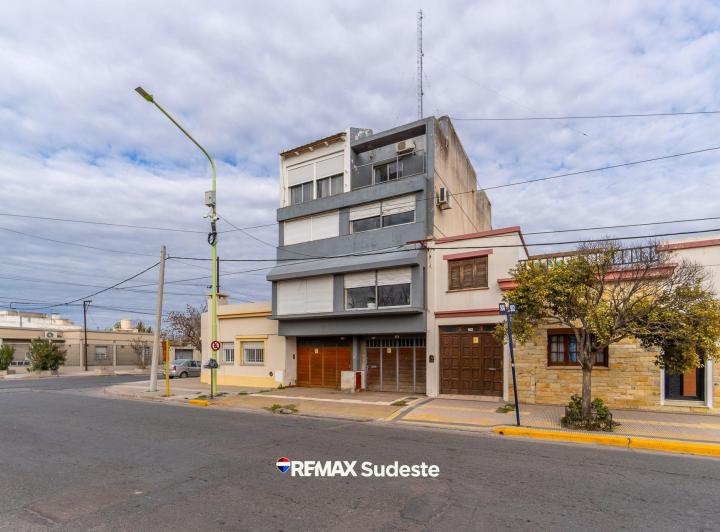 PH · 151m² · 4 Ambientes · 1 Cochera