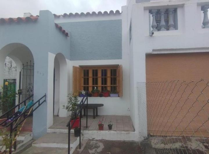 Casa · 124m² · 4 Ambientes · 1 Cochera