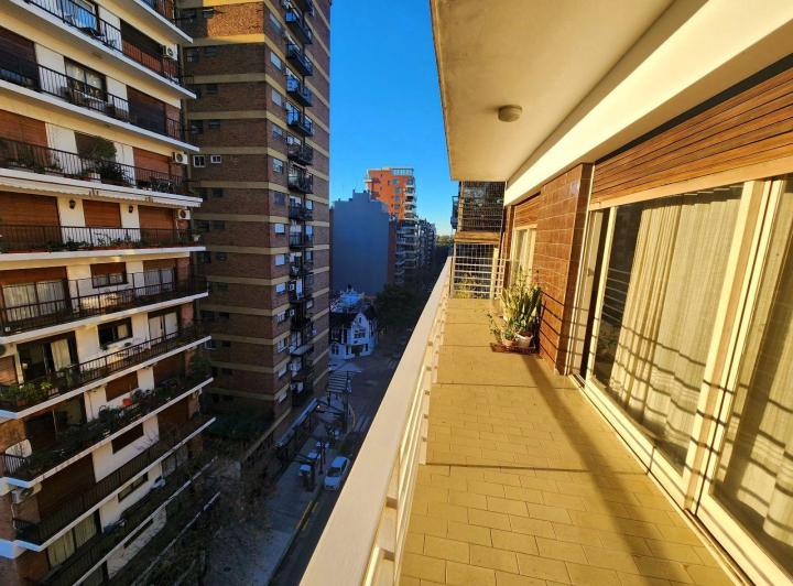 Departamento · 102m² · 4 Ambientes · 1 Cochera