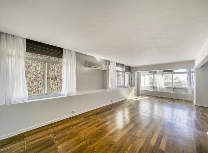 Departamento · 165m² · 6 Ambientes · 1 Cochera