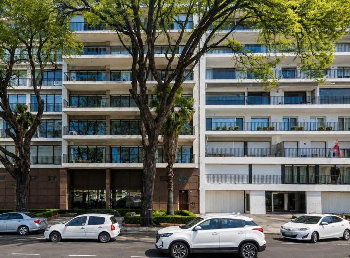 Departamento · 395m² · 6 Ambientes · 1 Cochera