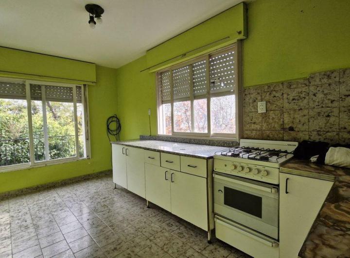 Departamento · 70m² · 4 Ambientes · 1 Cochera