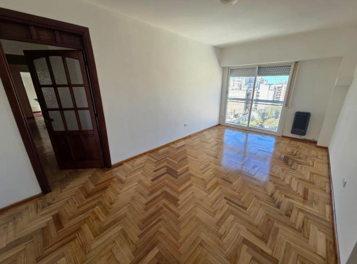 Departamento · 85m² · 5 Ambientes · 1 Cochera
