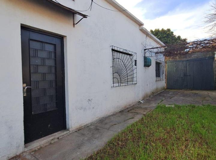 Casa · 43m² · 2 Ambientes · 1 Cochera