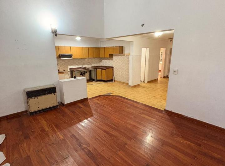 Casa · 100m² · 3 Ambientes · 1 Cochera