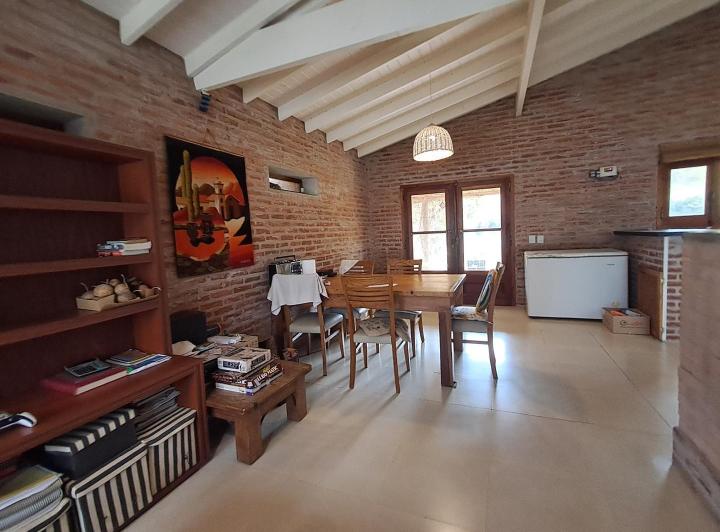 Casa · 100m² · 3 Ambientes · 3 Cocheras