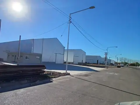 Galpón en Alquiler en General Ortega, Maipú