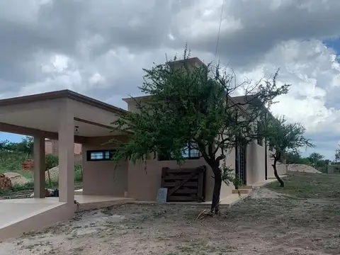 Casa en Venta en Mina Clavero, San Alberto