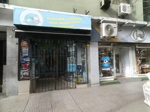 Local en Alquiler en Primera Junta, Caballito