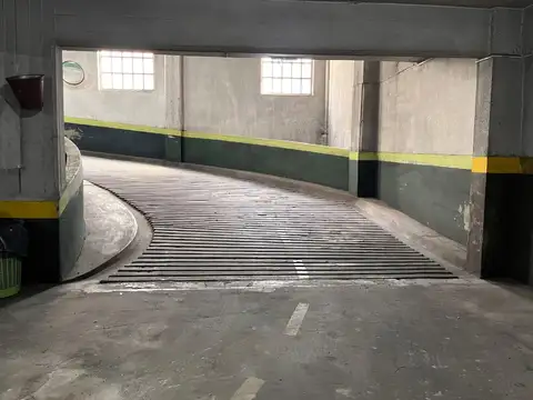 Cochera en Venta en Recoleta, CABA