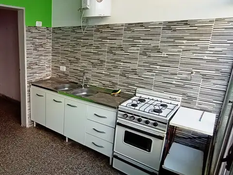 PH en Alquiler en Barrio San Nicolás, San Justo