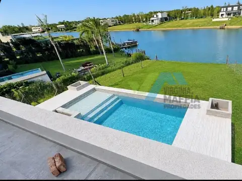 Casa en Venta en El Naudir, Countries y Barrios Cerrados en Escobar