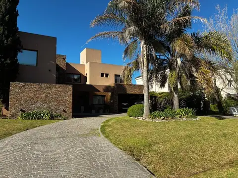 Casa en Venta en Estancias Del Pilar, Countries y Barrios Cerrados en Pilar