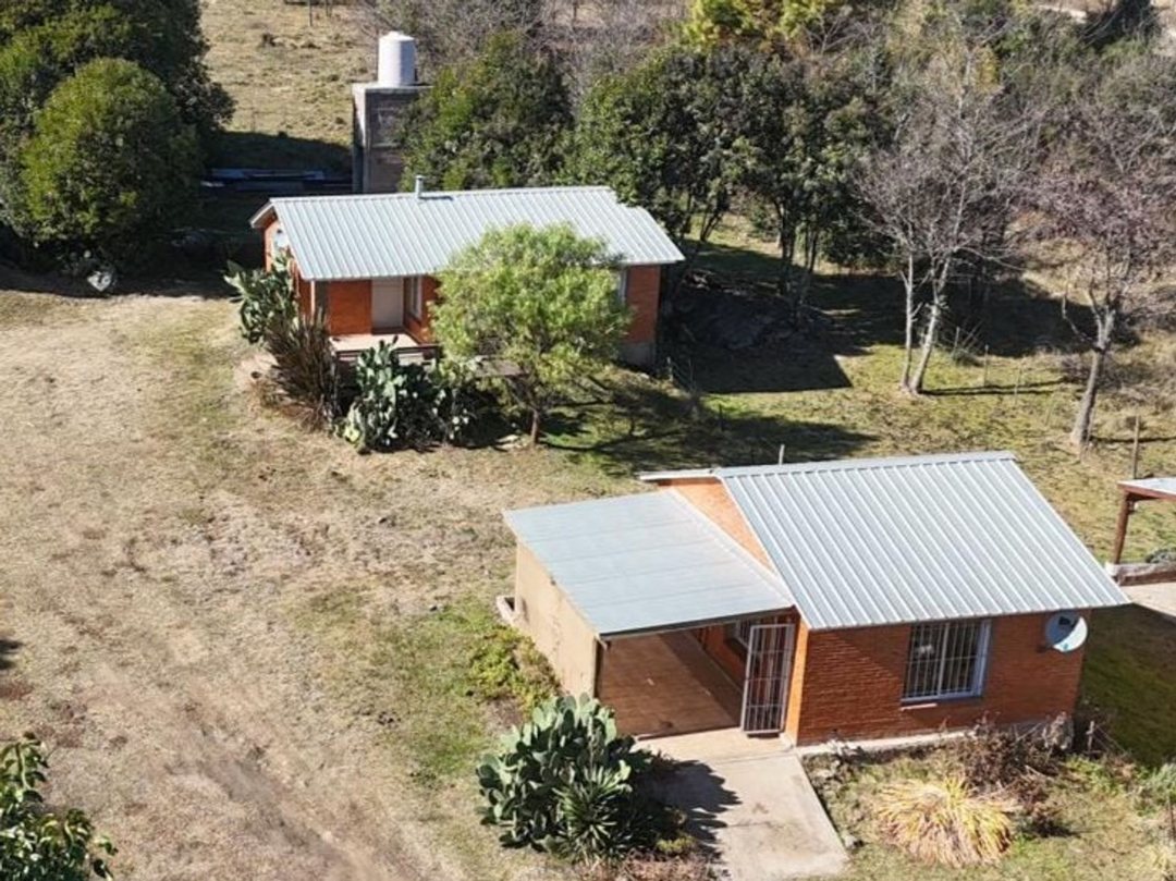 VENTA 2 CABAÑA VILLAYA CANTO LOTE 1000m2 CÓRDOBA